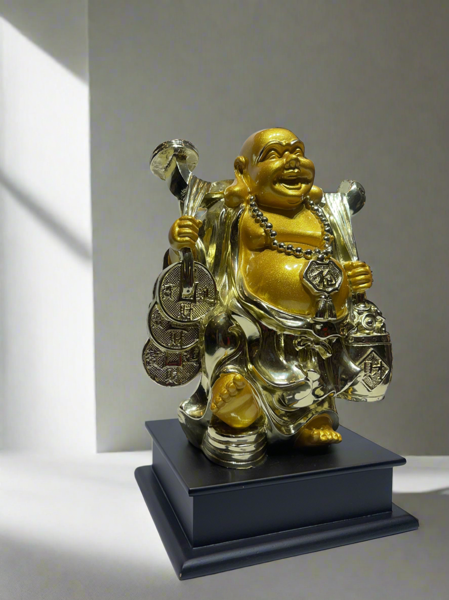 Laughing Buddha golden