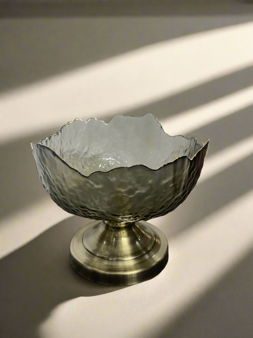 Glass bowl