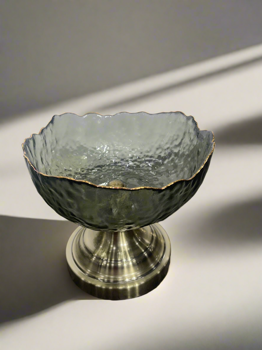 Glass bowl