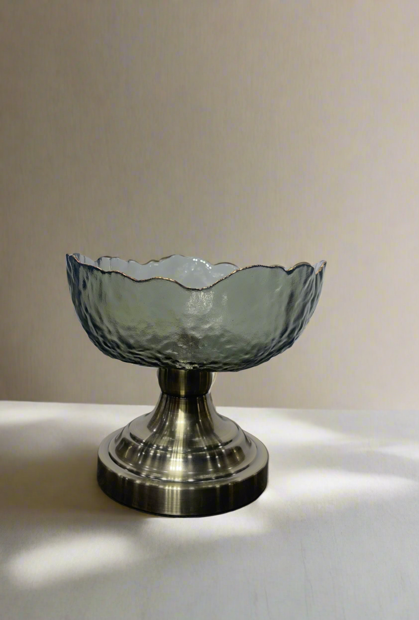 Glass bowl