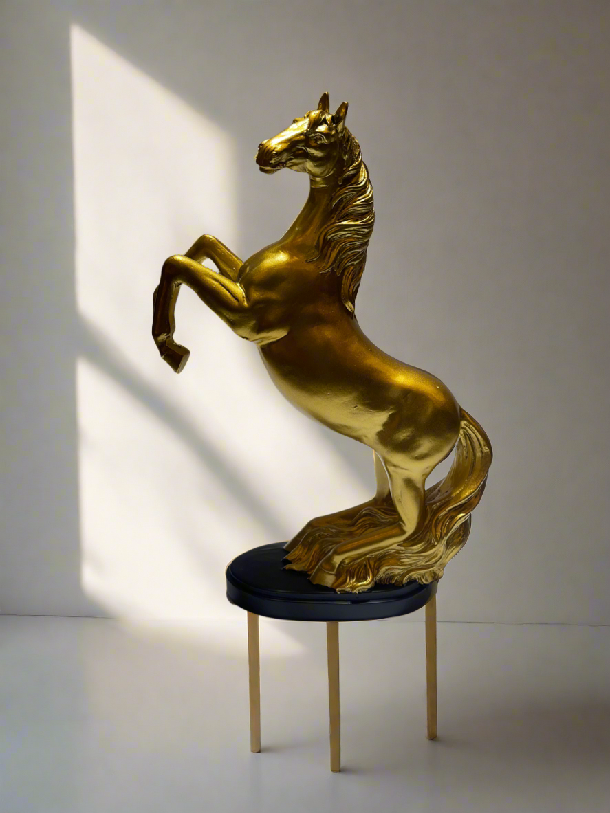 Horse Golden