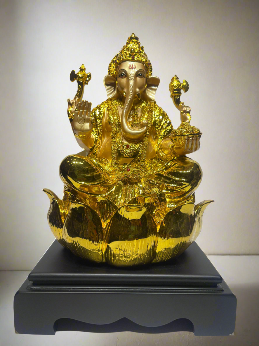 Ganesh Ji Golden ￼