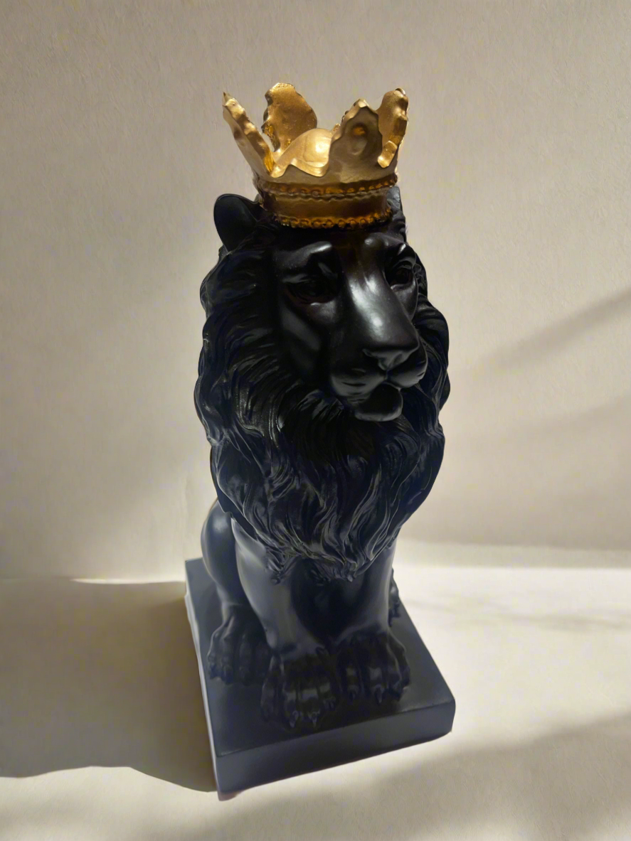 Lion Crown Black